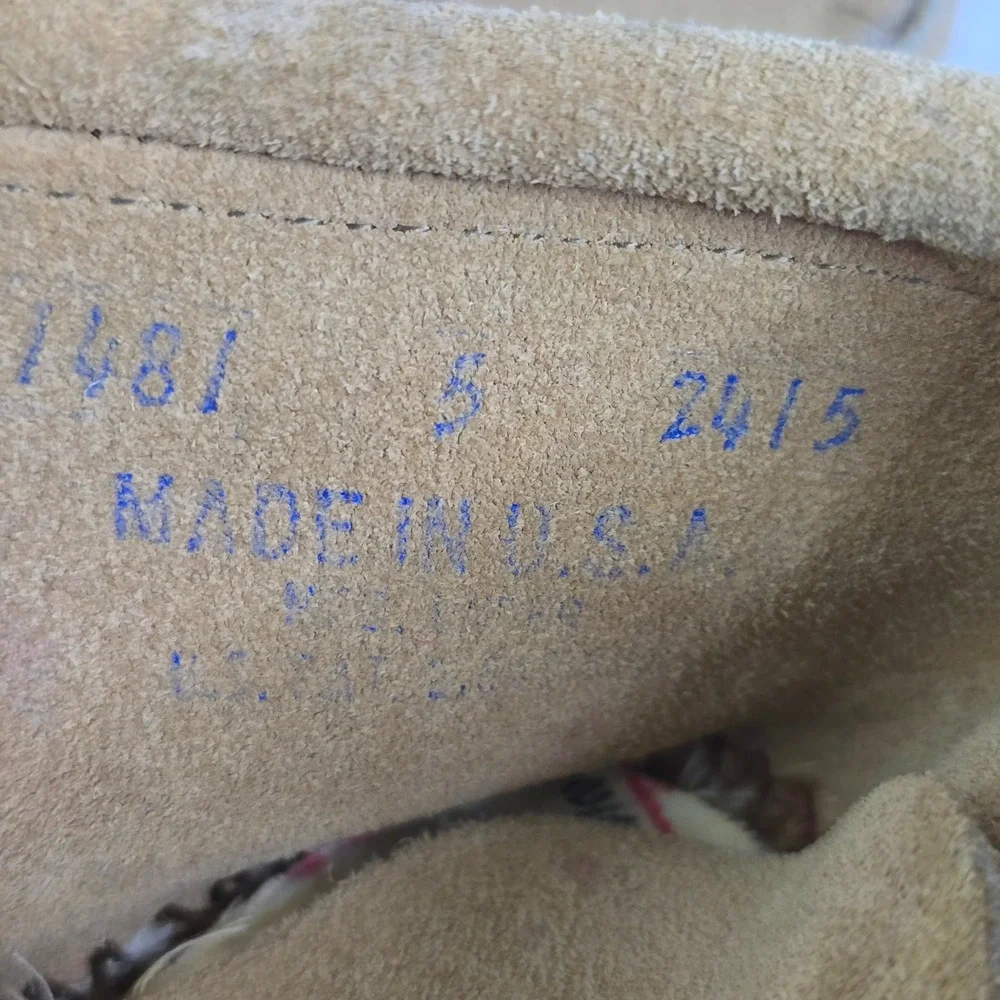Minnetonka Kids Size 5 Suede Fringe Moccasin Booties‎ Tan Made in USA